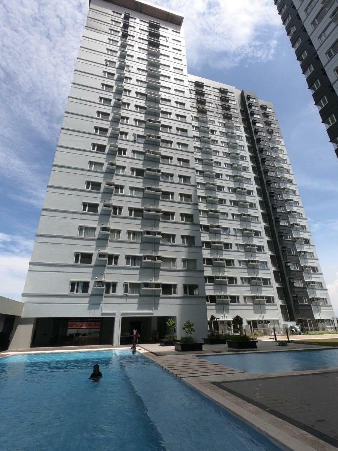 Lemonique Homes Smart Condo Fibr 50Mbps Davao Exterior photo