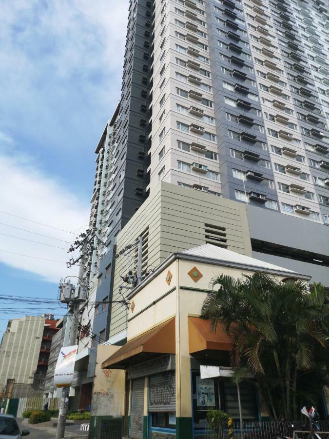 Lemonique Homes Smart Condo Fibr 50Mbps Davao Exterior photo